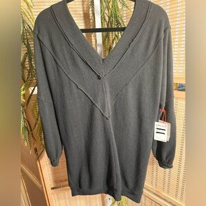 Nordstrom Charcoal V-Neck Sweater Size Small